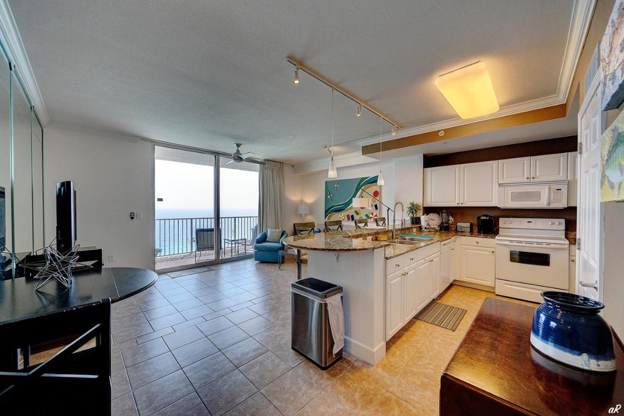 Amazing Sunset Oceanfront Condo Панама Сити Бийч Екстериор снимка